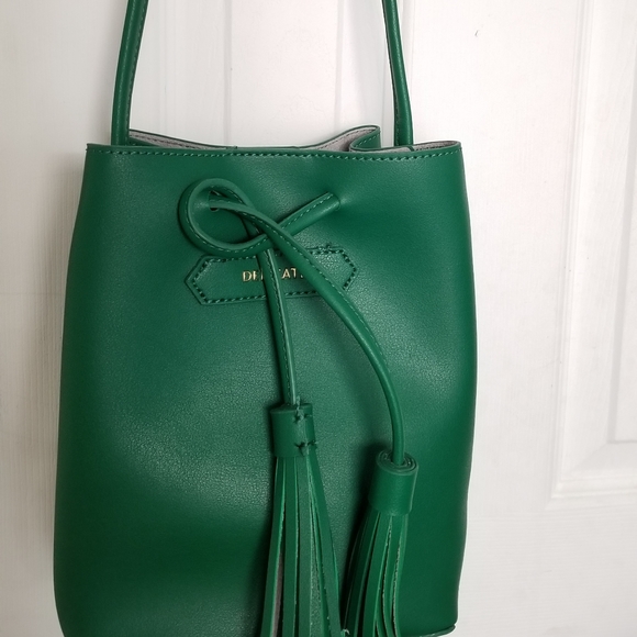 Medium bucket shoulder bag - Picture 2 of 4